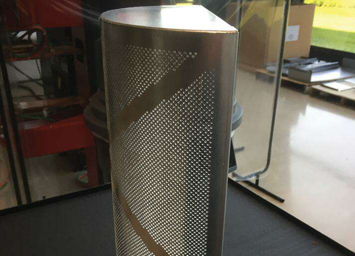 激光焊接技术随着钣金加工行业需求而高速发展-大连琛浩电子竞技培训有限公司
