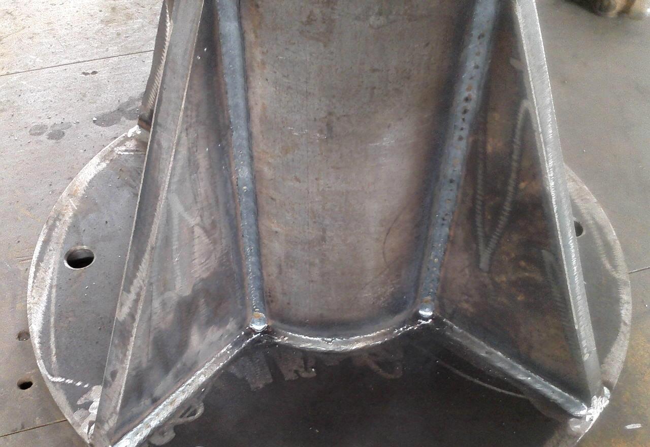钣金加工零件连接的方式有哪些？-大连琛浩电子竞技培训有限公司