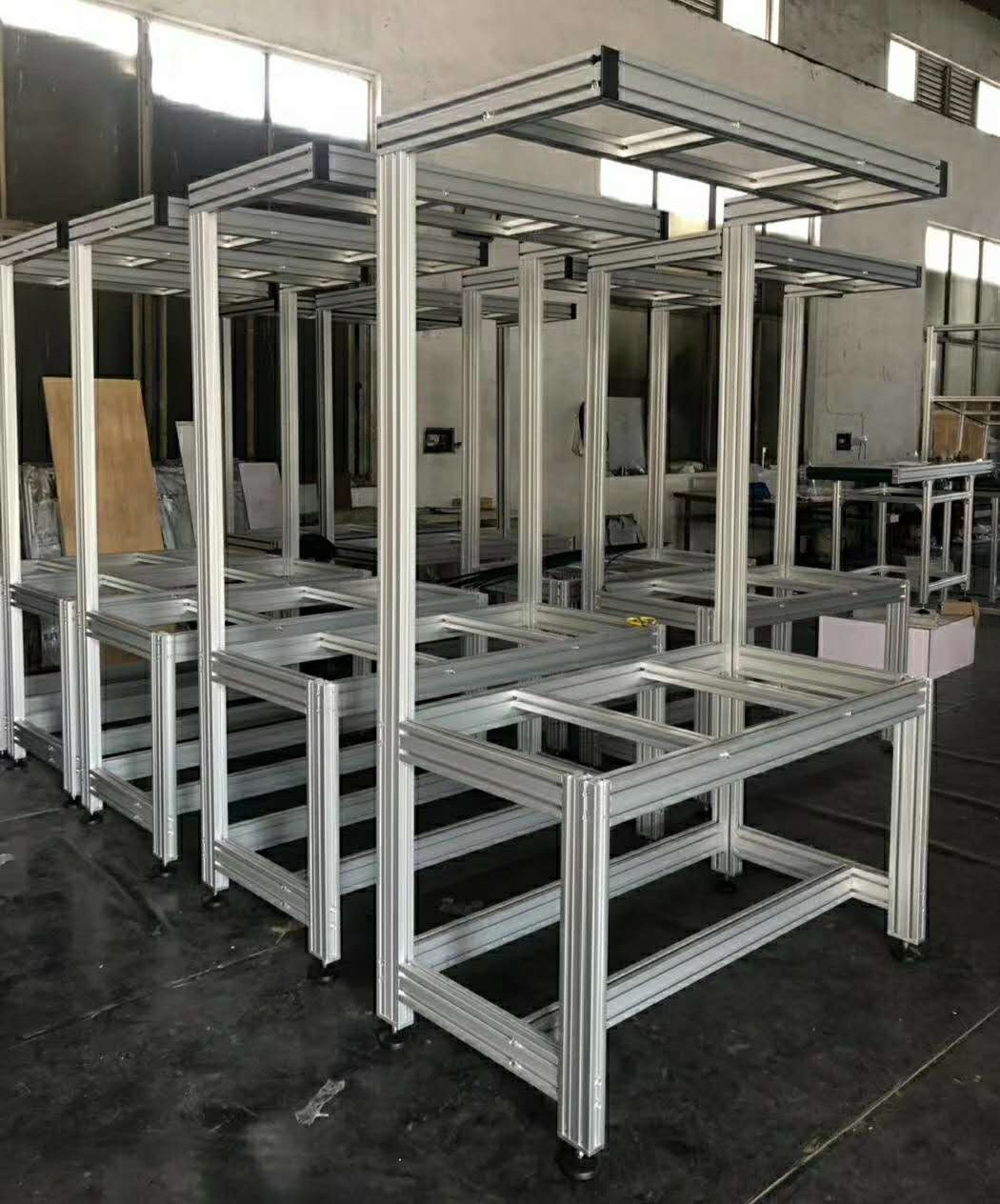 铝型材料机架加工材料质量会影响稳定性-大连琛浩电子竞技培训有限公司